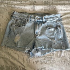 Light Blue boyfriend booty shorts great condition.
